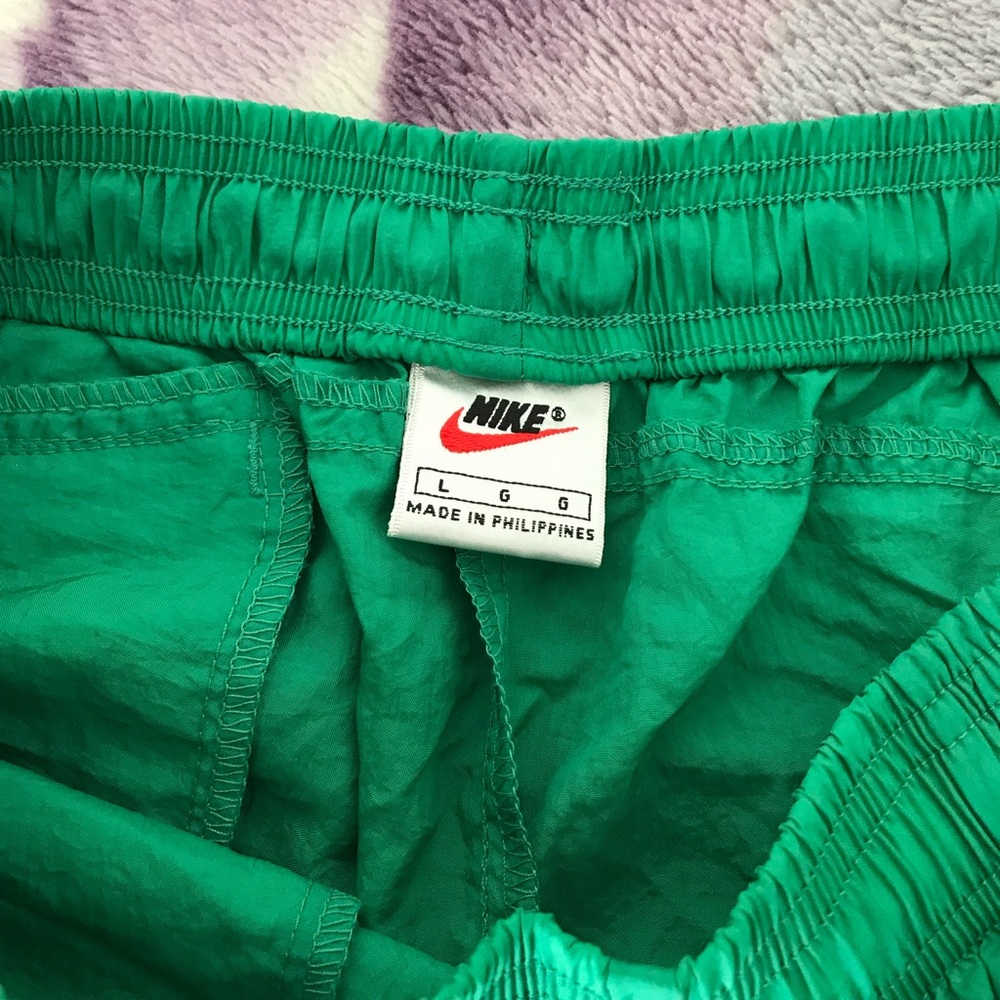 Nike Vintage 90’s Nylon Track Pant - Picture 5 of 14